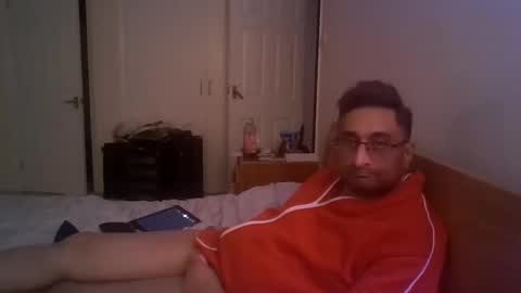 Snapshot of desiboi9 chatting on November 1, 2:15 am desiboi9 online show from November 1, 2:15 am