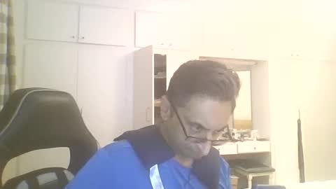 Snapshot of desiboi9 chatting on October 6, 11:09 pm desiboi9 online show from October 6, 11:09 pm