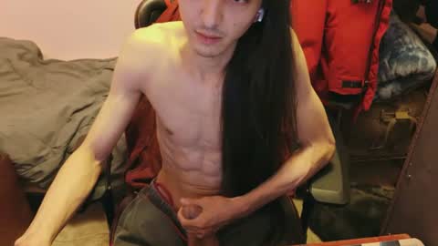 deviant_killua online show from June 28, 6:19 am