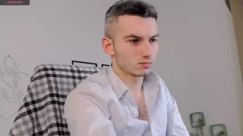 devin_ho online show from February 10, 8:00 pm