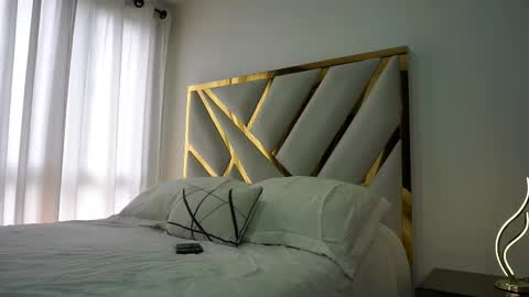 Devin Hunter online show from February 13, 6:38 pm