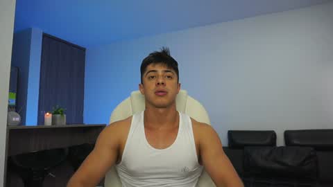 Devin Hunter online show from December 12, 1:28 pm