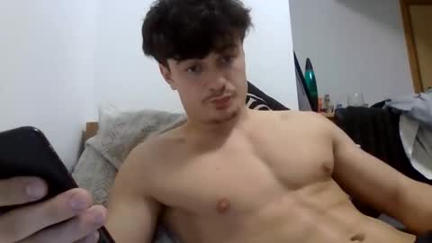 dh2154142 online show from December 3, 6:25 pm