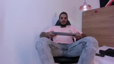 dhaian online show from November 26, 8:45 pm