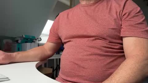 Snapshot of dhrobbert chatting on January 18, 11:00 am Robbert online show from January 18, 11:00 am