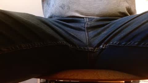 Snapshot of dhrobbert chatting on February 11, 8:05 am Robbert online show from February 11, 8:05 am