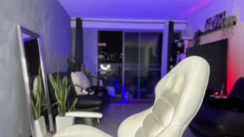 Diego online show from November 4, 2:01 am