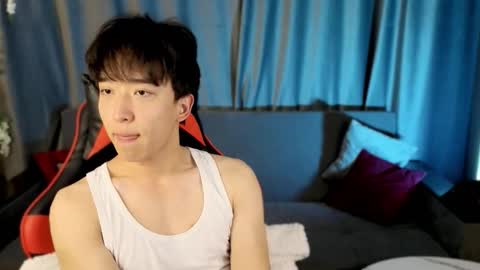 Adam online show from February 3, 2:11 pm