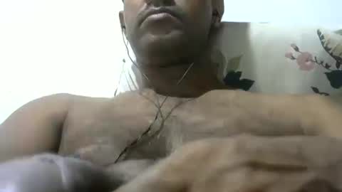 Snapshot of dickruss0070003 chatting on December 3, 4:39 pm dick rus online show from December 3, 4:39 pm