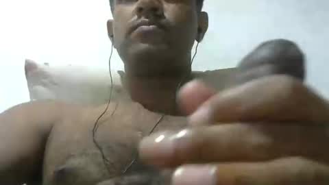 Snapshot of dickruss0070003 chatting on December 5, 4:45 pm dick rus online show from December 5, 4:45 pm