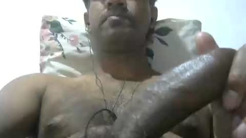 Snapshot of dickruss0070003 chatting on January 2, 5:24 am dick rus online show from January 2, 5:24 am