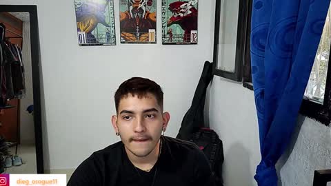 Snapshot of diegorogue_ chatting on January 23, 9:39 pm Diego rogue online show from January 23, 9:39 pm