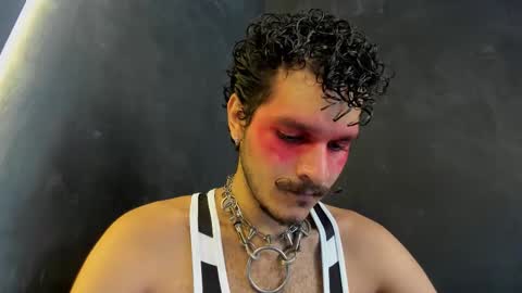 diemond_latinx98 online show from December 18, 6:37 pm