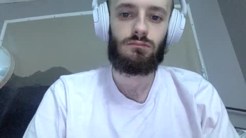 digbicknik online show from February 11, 2:46 pm