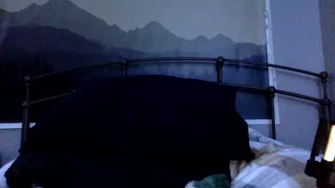 digbicknik online show from March 3, 2:44 am