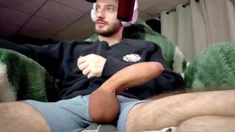 digbicknik online show from September 27, 4:32 am