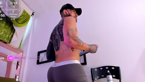 Snapshot of dilan_scootk_ chatting on December 4, 11:30 am dilan_scootk_ online show from December 4, 11:30 am