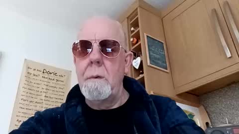 dirtboy_1 online show from May 3, 6:16 am