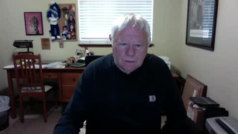dirtrider195080438 online show from May 18, 1:28 pm