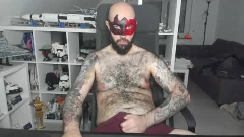 Robert online show from October 29, 6:00 pm