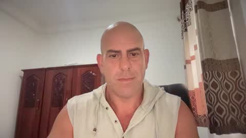 Dirtydanlondon online show from February 11, 8:48 am