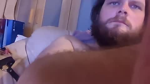 Snapshot of dirtydogsday chatting on December 31, 9:17 pm Dirtydog online show from December 31, 9:17 pm