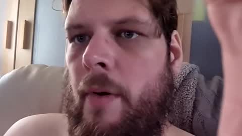 Snapshot of dirtydogsday chatting on September 15, 11:55 am Dirtydog online show from September 15, 11:55 am