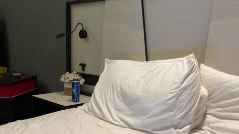 buy tokens with link  online show from March 30, 2:18 pm