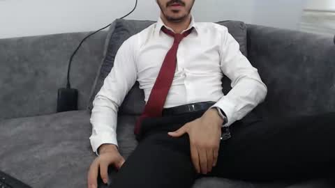 dirtyybooyy77 online show from May 20, 1:06 pm