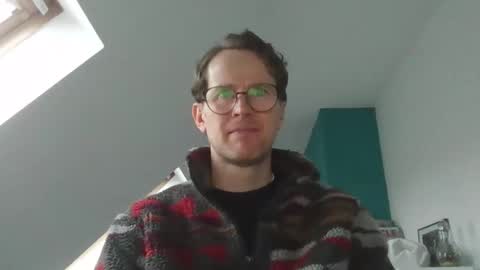 discovery_99 online show from February 3, 2:22 pm