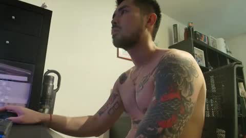 D online show from April 3, 5:10 pm