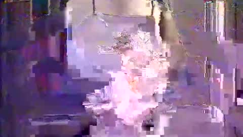 djupskirt2 online show from February 16, 10:43 am