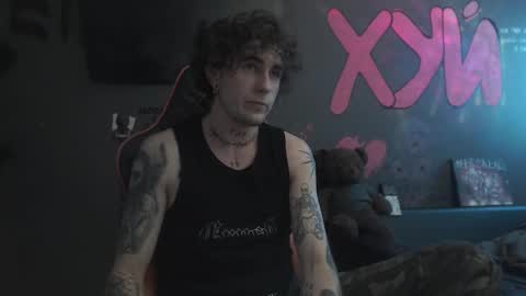 doenits online show from September 16, 6:42 pm