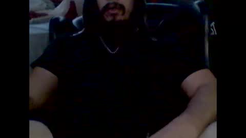 Snapshot of domanarchist chatting on December 24, 5:49 am Sullyboyx online show from December 24, 5:49 am