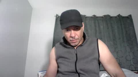 Snapshot of dominicanorico chatting on October 26, 4:03 am luis online show from October 26, 4:03 am