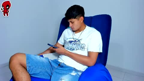  Dominic  online show from April 16, 11:51 pm