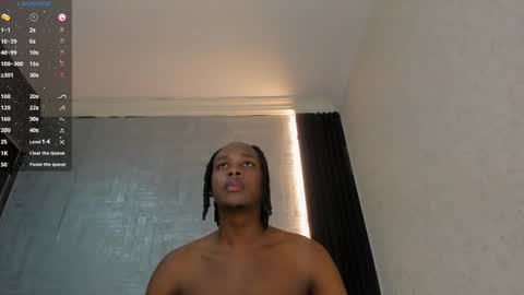 Snapshot of dominicsccott chatting on February 27, 12:02 pm Dominicscott online show from February 27, 12:02 pm