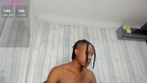 Snapshot of dominicsccott chatting on February 3, 12:47 pm Dominicscott online show from February 3, 12:47 pm