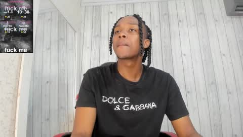 Snapshot of dominicsccott chatting on February 8, 12:06 pm Dominicscott online show from February 8, 12:06 pm