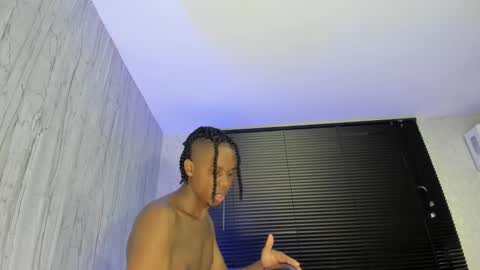 Snapshot of dominicsccott chatting on December 31, 12:15 pm Dominicscott online show from December 31, 12:15 pm