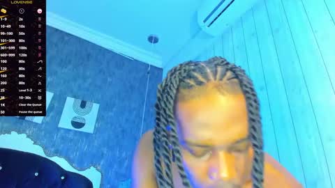 Snapshot of dominicsccott chatting on February 22, 12:19 pm Dominicscott online show from February 22, 12:19 pm