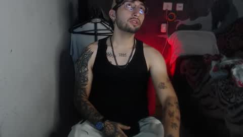 dominus_kane online show from November 25, 5:20 am