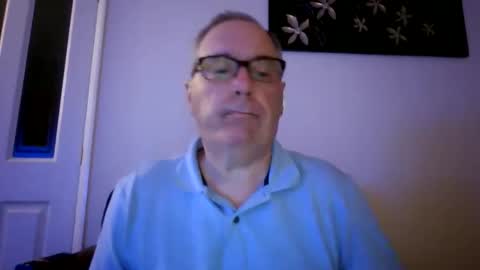 Snapshot of domjolly08 chatting on September 13, 9:27 pm David uk online show from September 13, 9:27 pm