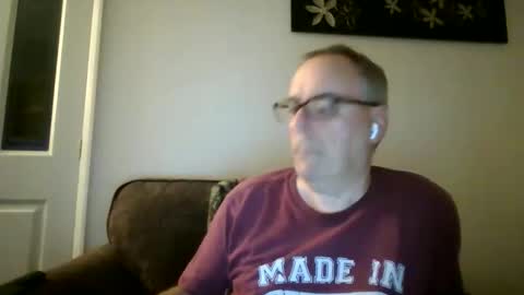 Snapshot of domjolly08 chatting on September 21, 9:26 pm David uk online show from September 21, 9:26 pm