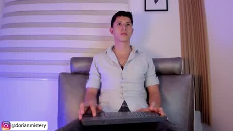 dorian_mystery online show from March 15, 12:07 am