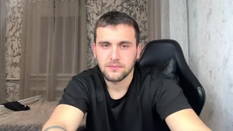 douglas_666 online show from April 4, 7:55 pm