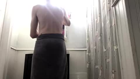 dragonrider72 online show from April 7, 6:35 am