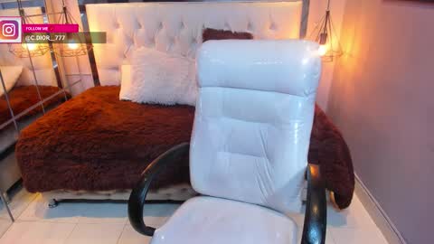 Drake Miller online show from January 15, 5:00 am