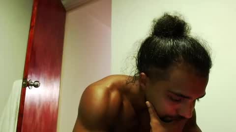 S.K..maorisa98 VIDEOS SEXHARD PPBOY 55TASTEPROTEIN online show from October 15, 12:57 pm