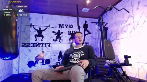 Dustin Sonne online show from September 20, 4:23 am